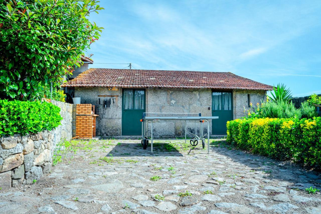 Casa Da Guarda De Fora Villa ปาเรเดส ภายนอก รูปภาพ